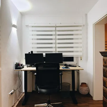 Apartamento Geraeumige 90qm Zum Wohlfuehlen Naehe Messe