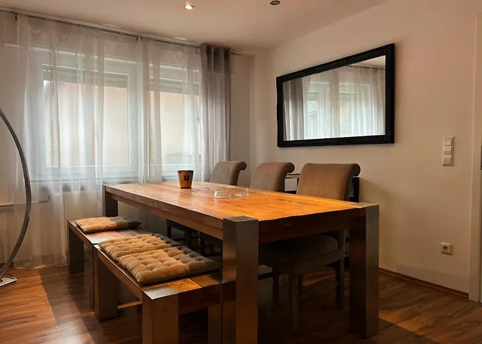 Apartamento Geraeumige 90qm Zum Wohlfuehlen Naehe Messe *